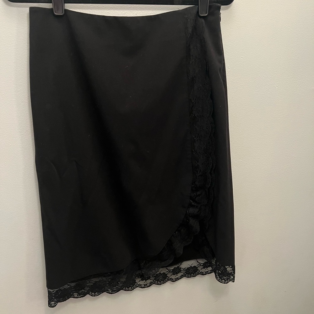 NWOT Beautiful black lace skirt
